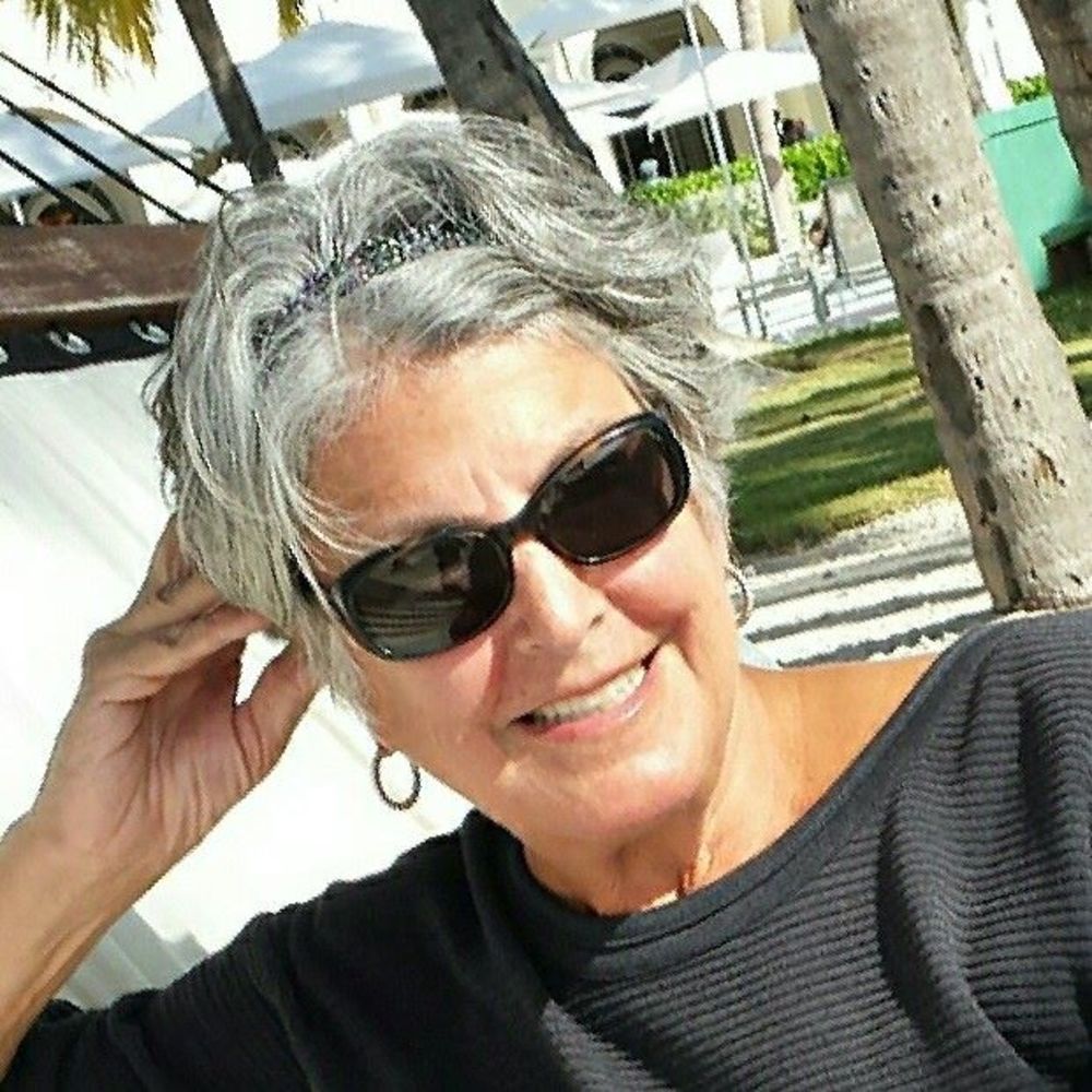 Meet your Posher, Joan